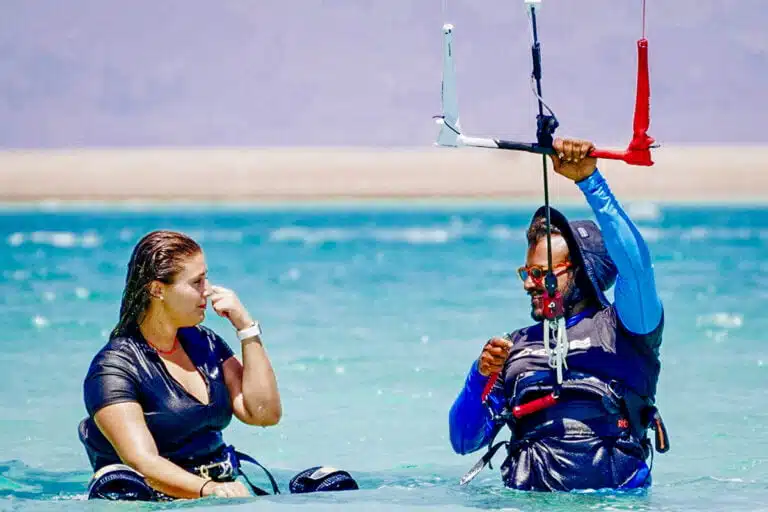 Learning to use the Kitesurfing control bar